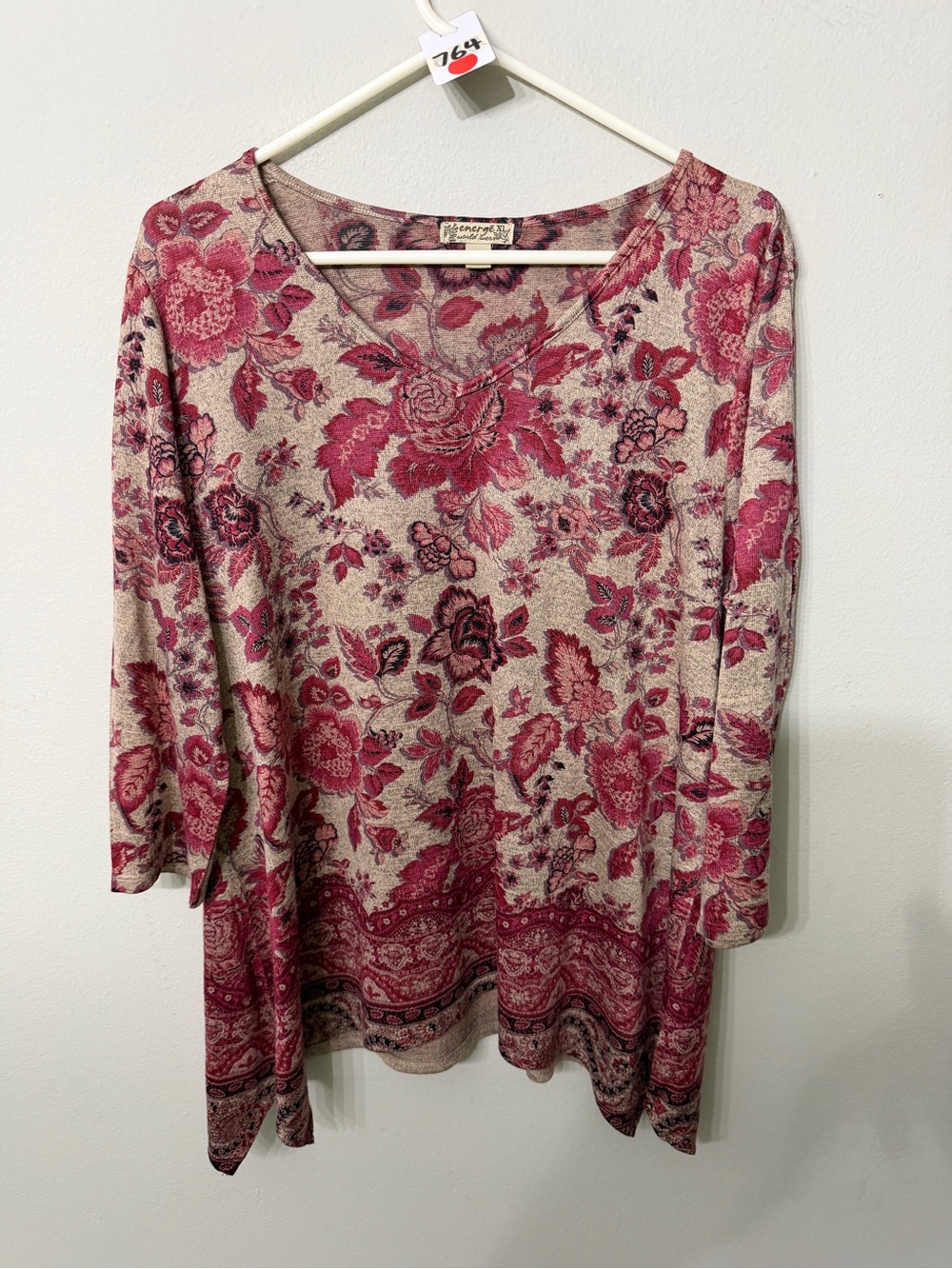 Women's Energe XL Pink Floral Paisley Border Print V Neck Tunic Top